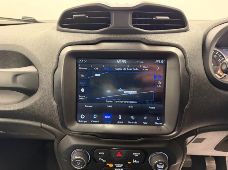 2019 Jeep Renegade 1.0 T3 GSE Limited 5dr **HUGE LUXURY SPEC**  FSH ESTATE Petrol Manual