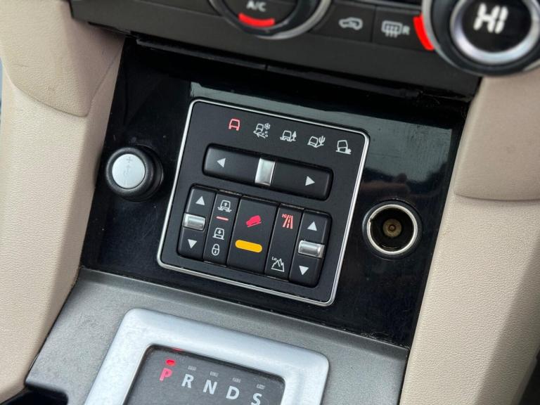 2012 Land Rover Discovery 4 3.0 SD V6 HSE Auto 4WD Euro 5 5dr ESTATE Diesel Automatic