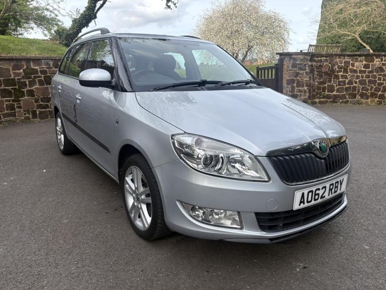 SKODA FABIA 1.2 TSI Elegance 2012