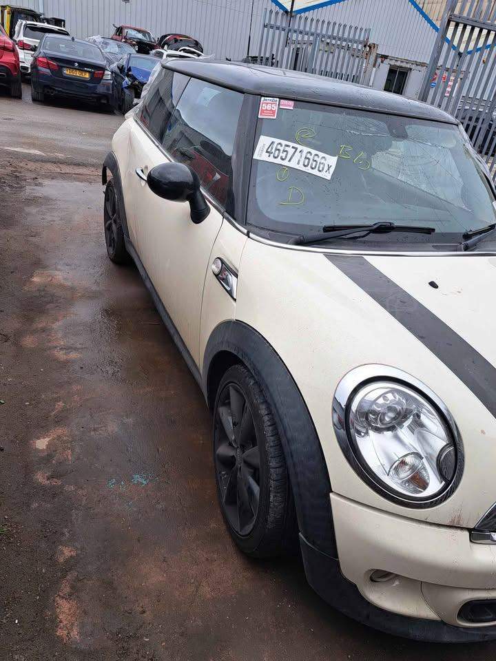 MINI COOPER S R56 R55 PRE LCI BRAKING PARTS LIGHTS BONNET WING BUMPER ITERIOR