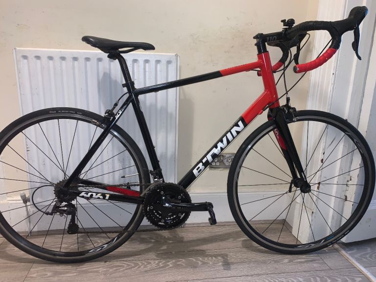 B’Twin Road Bike