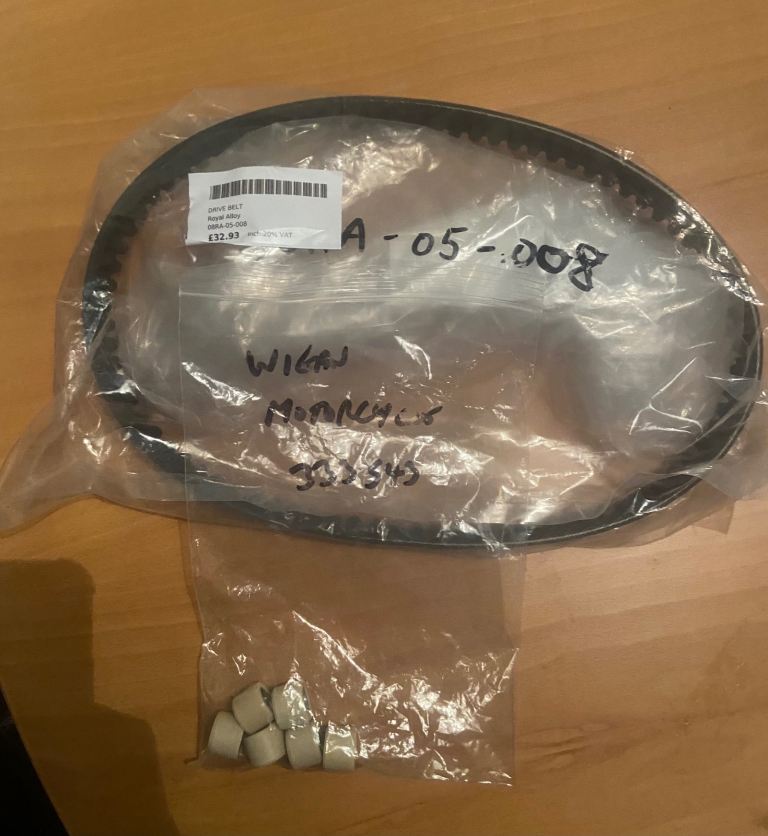 Royal Alloy 125 gt 2019 Belt & Rollers