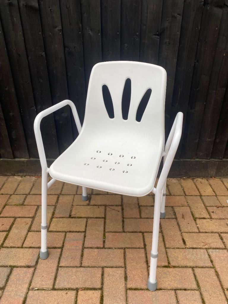 Aid chair for shower 