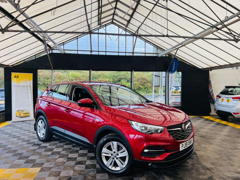 2019 Vauxhall Grandland X 1.2 Grandland X SE T S/S Auto 5dr SUV Petrol Automatic