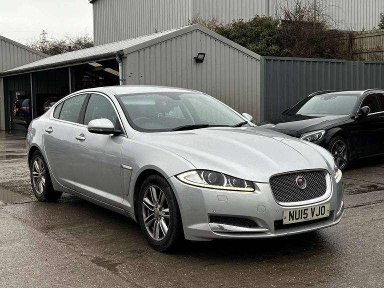 2015 Jaguar XF 2.2d [163] Luxury 4dr Auto SALOON DIESEL Automatic