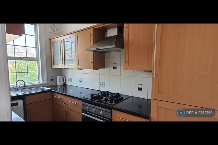 2 bedroom flat in Clarence Road, Croydon, CR0 (2 bed) (#2752759)