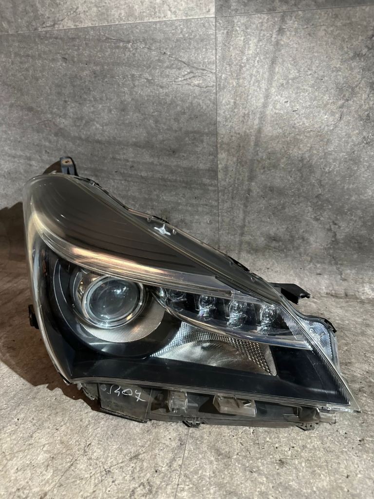 Toyota Yaris 2014 / 2015 / 2016 / 2017 genuine driver side led headlight for sale 