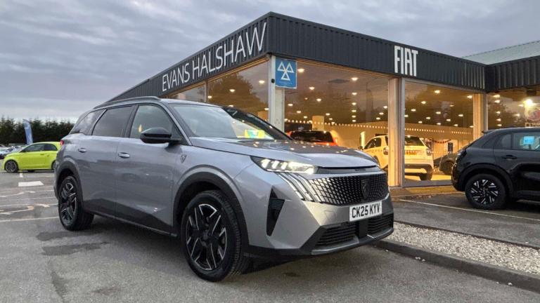 2025 Peugeot 5008 1.2 Hybrid 136 GT 5dr e-DSC6 HATCHBACK PETROL Automatic