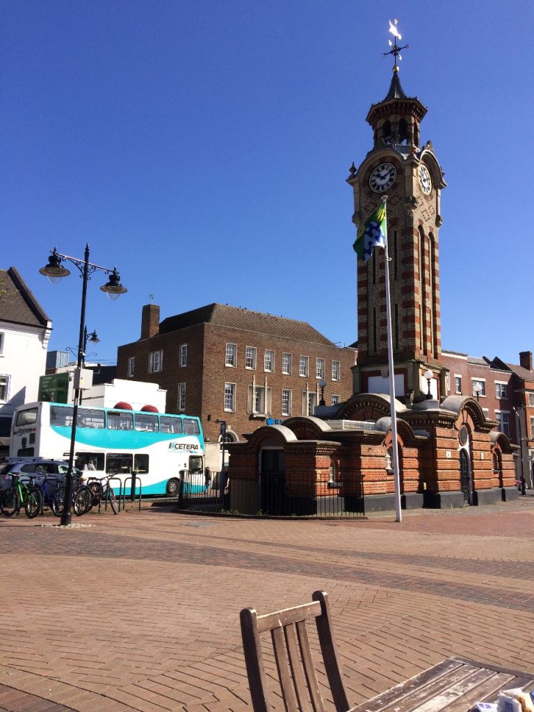  ⸻  Very Large Double Room – Epsom Town Centre (Clock Tower Views)