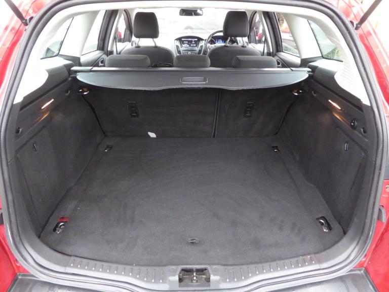 2015 Ford Focus 1.5 TDCi 120 Titanium 5dr EURO 6 ULEZ £20 Road TAX ESTATE Diesel Manual