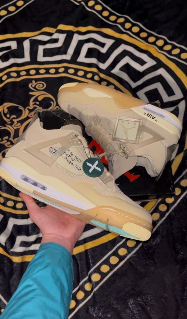Air jordan 4s off white suedes 