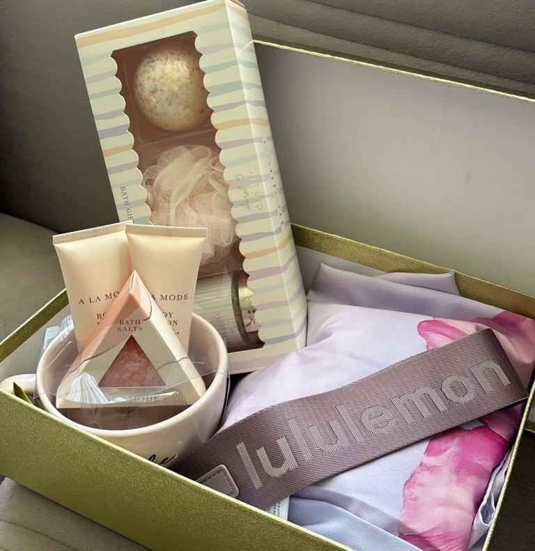 Lululemon Gift Set – New, Unused