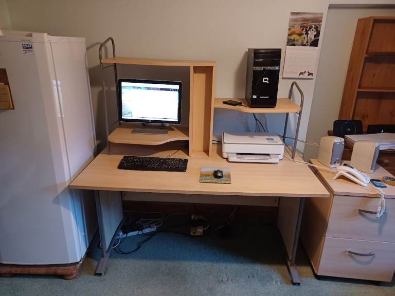 Computer/Office Desk