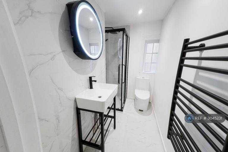 1 bedroom flat in Lenside Apartments, Maidstone, ME15 (1 bed) (#3045231)