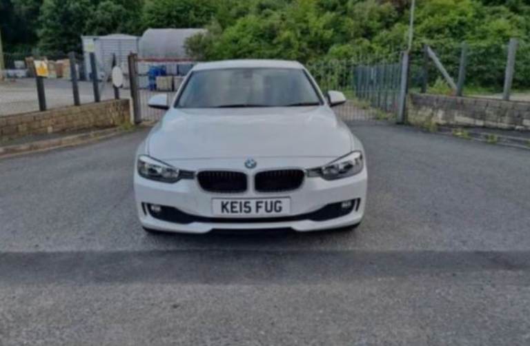 BMW 318D SALOON SAT NAV (2015)