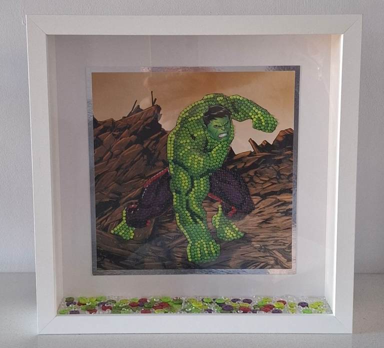 Diamond art pictures in 3D box frame handmade 