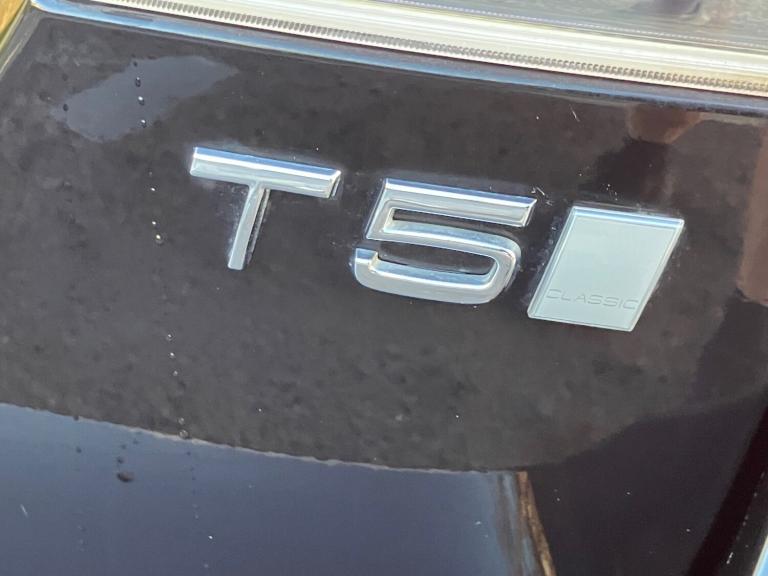 2016 VOLVO V70 2.0 T5 SE LUX Inscription 245bhp Automatic Estate