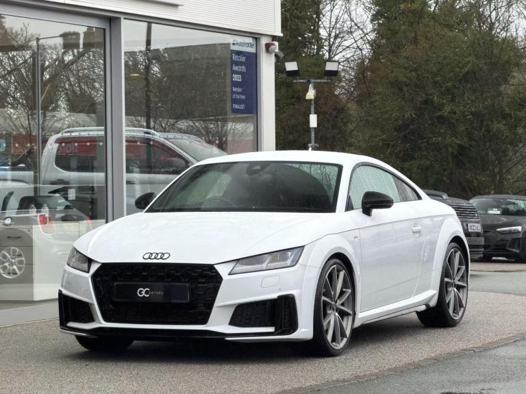  Audi TT 2.0 TFSI 40 Black Edition Coupe 3dr Petrol S Tronic Euro 6 (s/s) (197 ps) Petrol Automatic