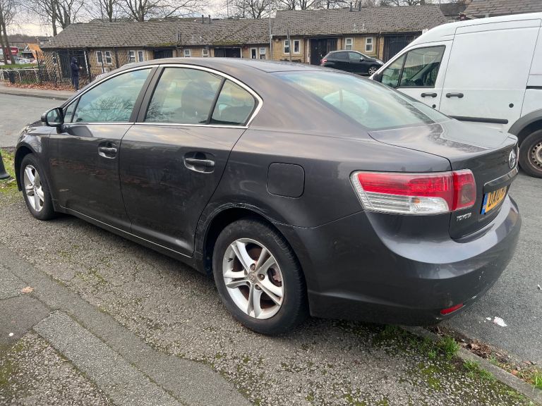 Toyota, AVENSIS, Saloon, 2010, Manual, 1598 (cc), 4 doors