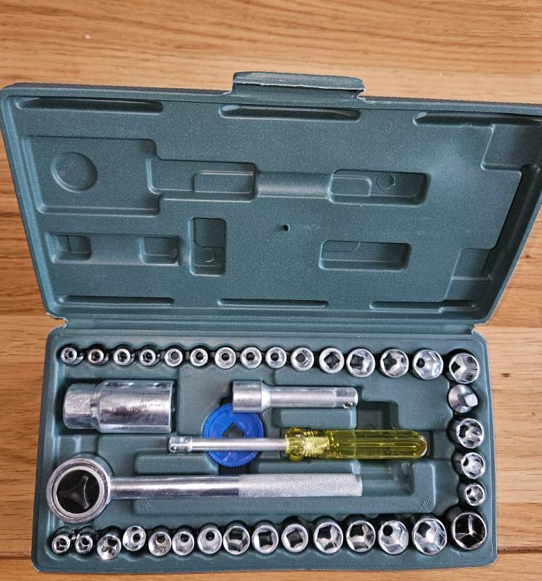 Socket set 
