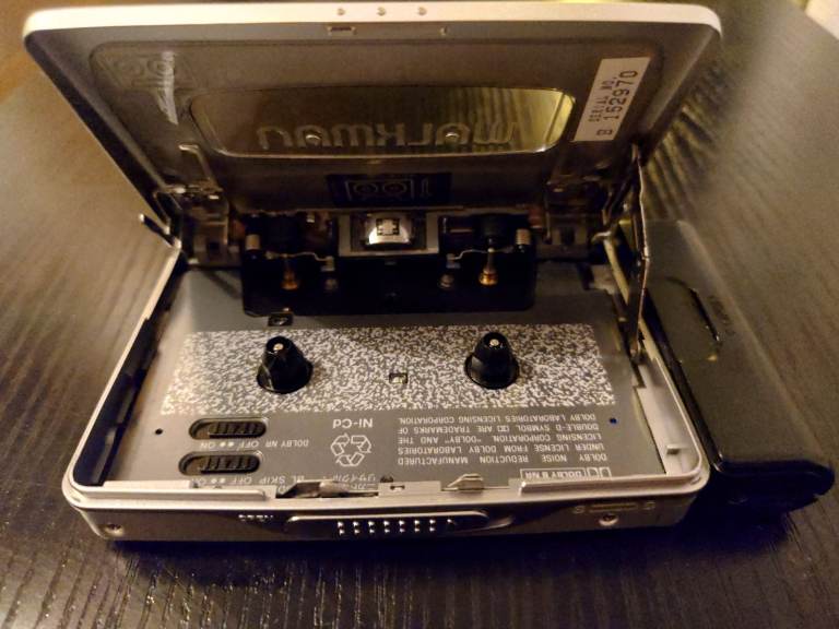 Sony walkman WM-EX811 in mint condition