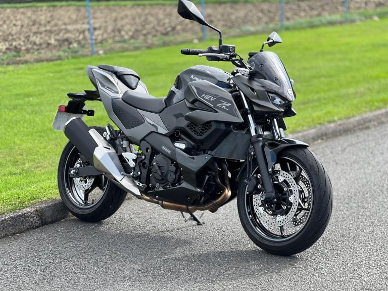 2025 Kawasaki Z7 Hybrid 451 Supernaked | HPI & MOT Clear | fast delivery