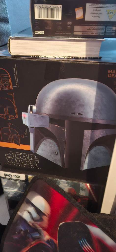 Star Wars Collection - DVDs, Books, and Collectibles