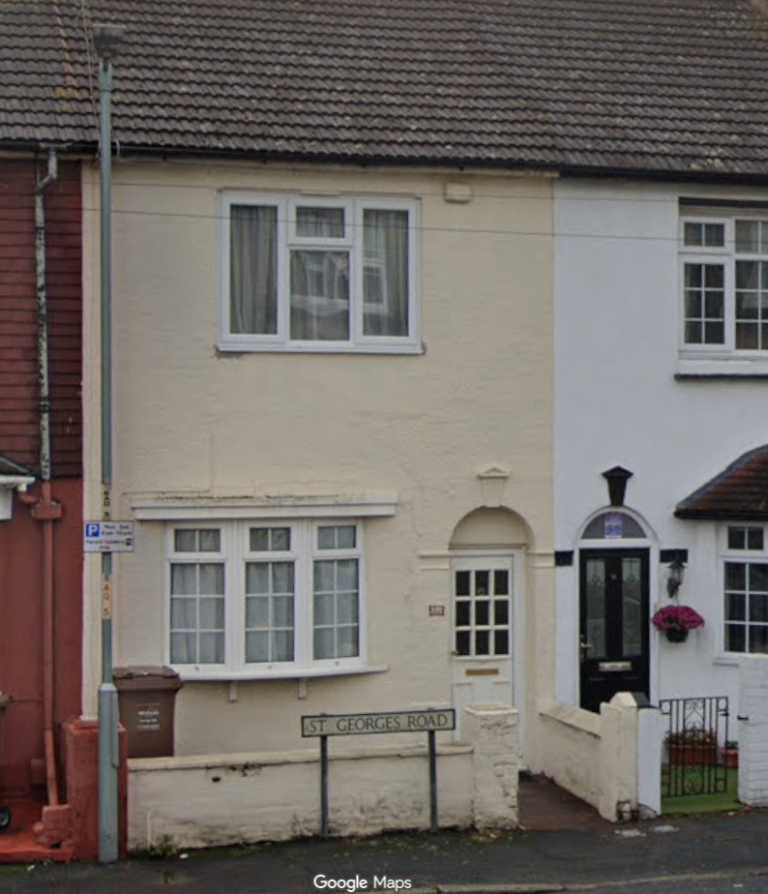 2 BED HOUSE TO LET 