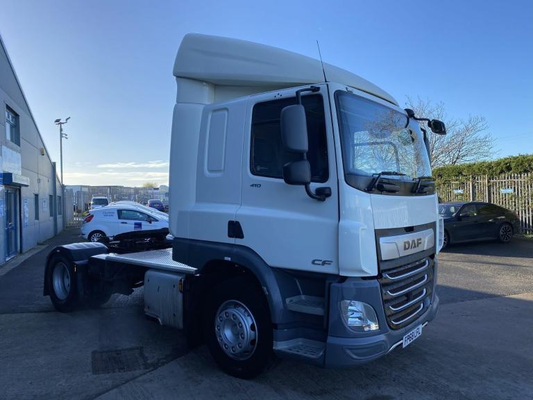 2018/68 DAF CF 4X2 TRACTOR UNIT (410 BHP) SLEEPER CAB