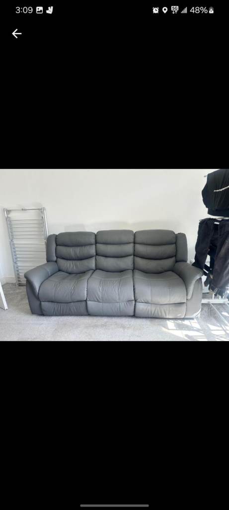 3 seater sofa needs sold fast