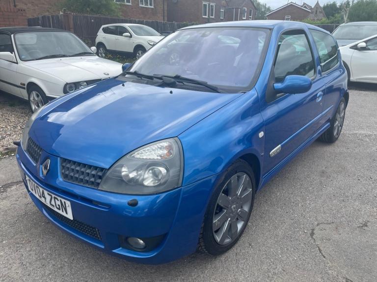 2004 Renault Clio 2.0 16V Renaultsport 182 3dr HATCHBACK PETROL Manual