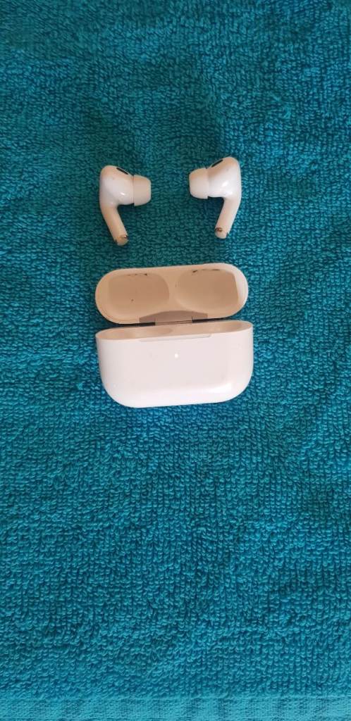Apple airpods 