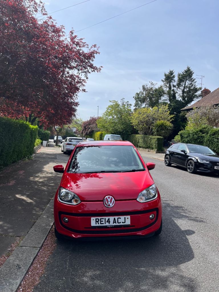 Volkswagen, UP, Hatchback, 2014, Manual, 999 (cc), 5 doors