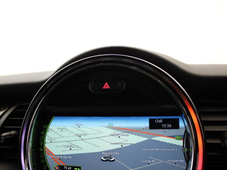 2016 MINI Hatch 2.0 Cooper S D 5dr Auto [Media Pack XL] Hatchback DIESEL Automatic