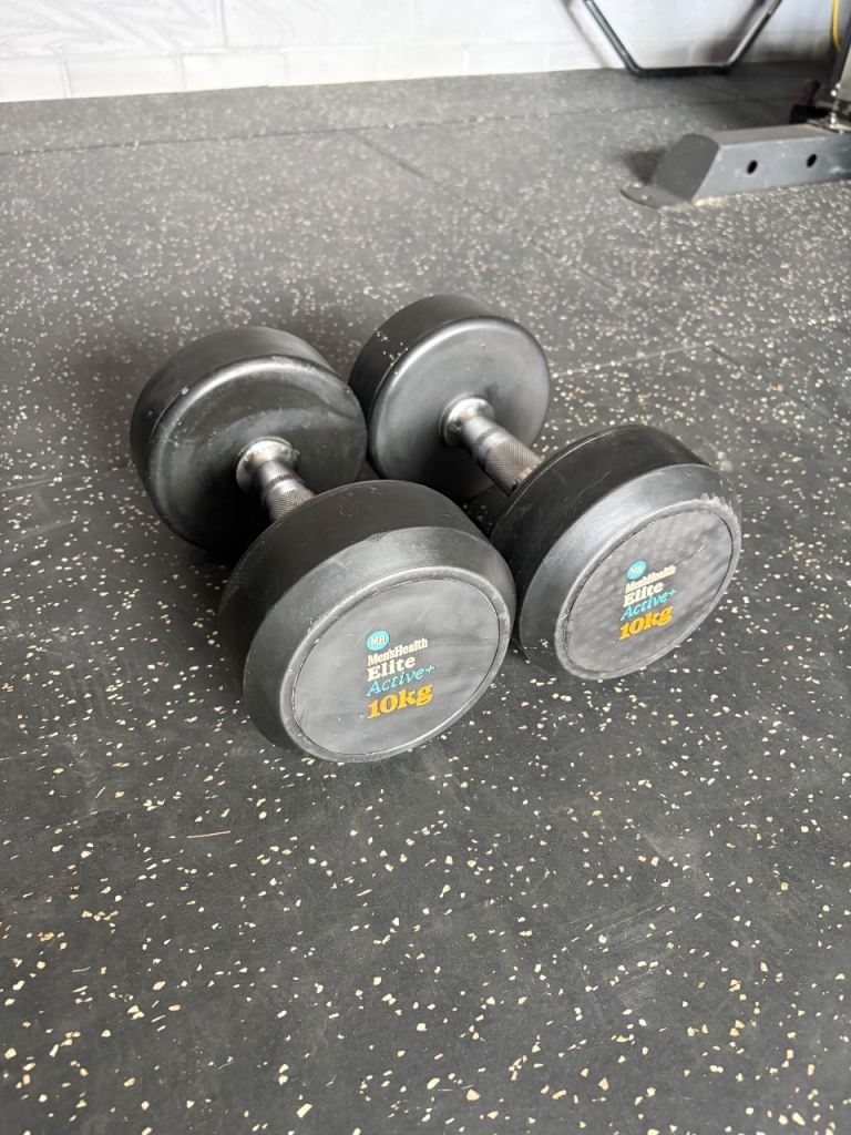 2x 10kg rubber dumbbells.