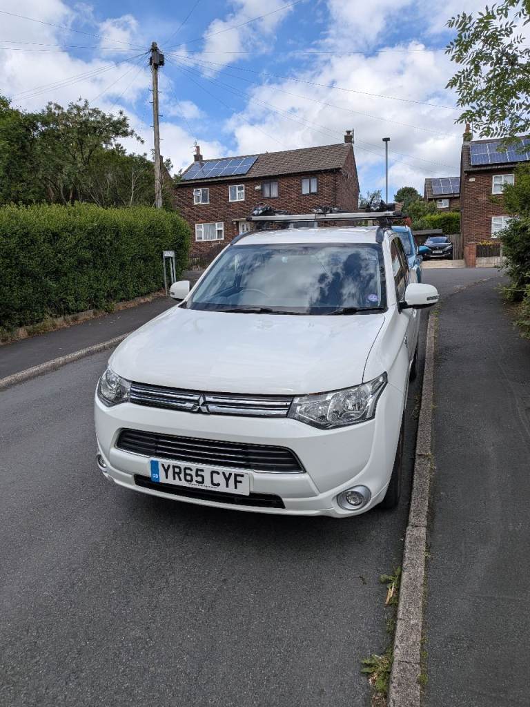 Mitsubishi, OUTLANDER PHEV Estate, 2015, Other, 1998 (cc), 5 doors