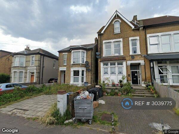 Studio flat in York Road, Southend-On-Sea, SS1 (#3039775)