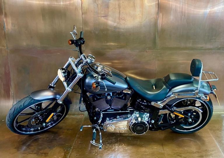2016 Harley-Davidson Softail 1690 FXSB Breakout