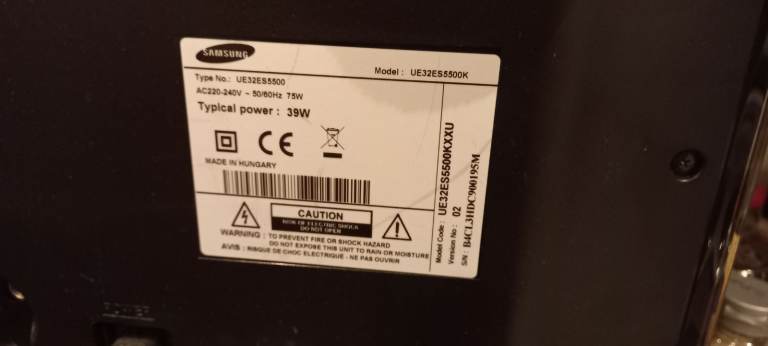 Samsung 32" Full HD 1080p LED TV (Model: UE32ES5500K) - Great Condition