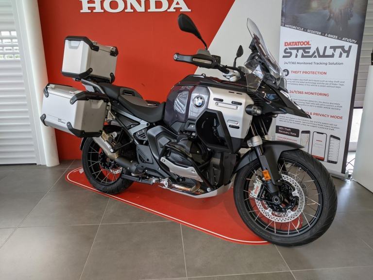 2026 BMW R 1300 GS ADVENTURE TE TRIPLE BLACK ABSOLUTELY IMMACULATE BIKE