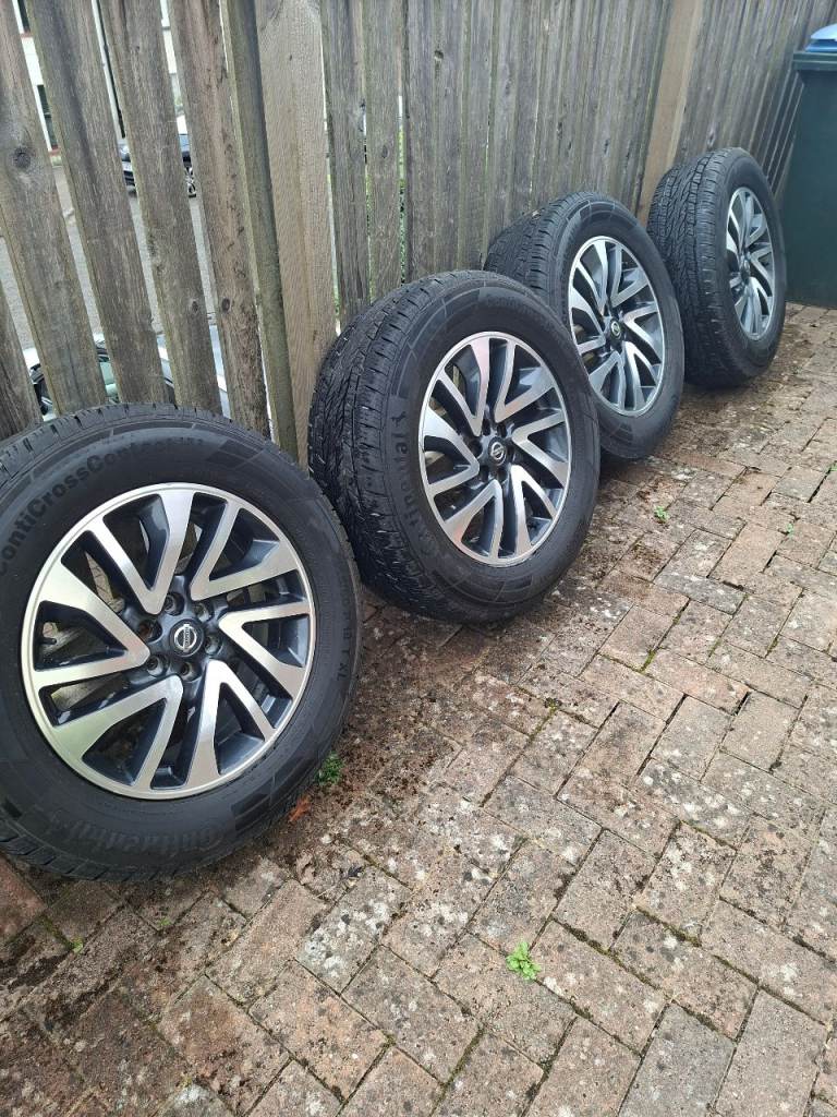 NISSAN NAVARA 18" ALLOYS WITH TYRES