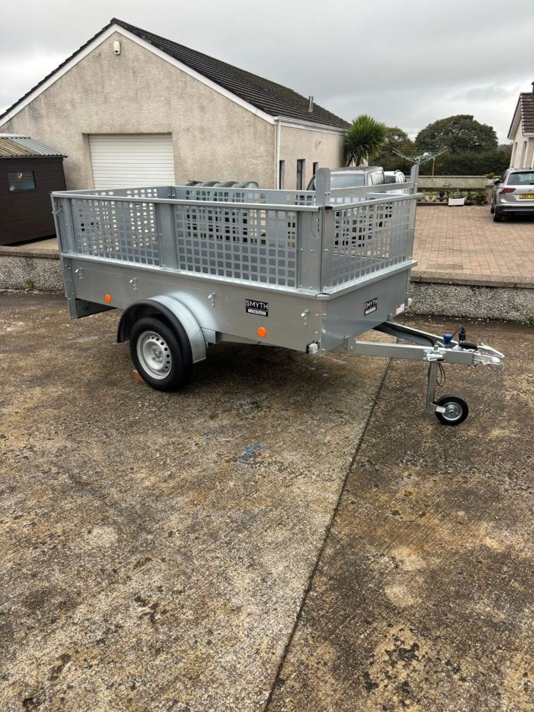 Car Trailer (Broniss) - 8.2FT x 4.2FT - Galvanised
