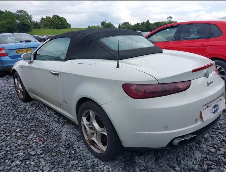 2008 Alfa Romeo Spider 2.4 Diesel Manual Gearbox Braking for parts