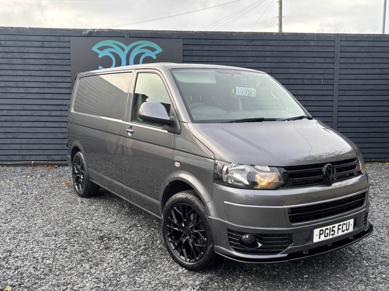 2015 Volkswagen Transporter 2.0 TDI 102PS Highline Van PANEL VAN Diesel Manual
