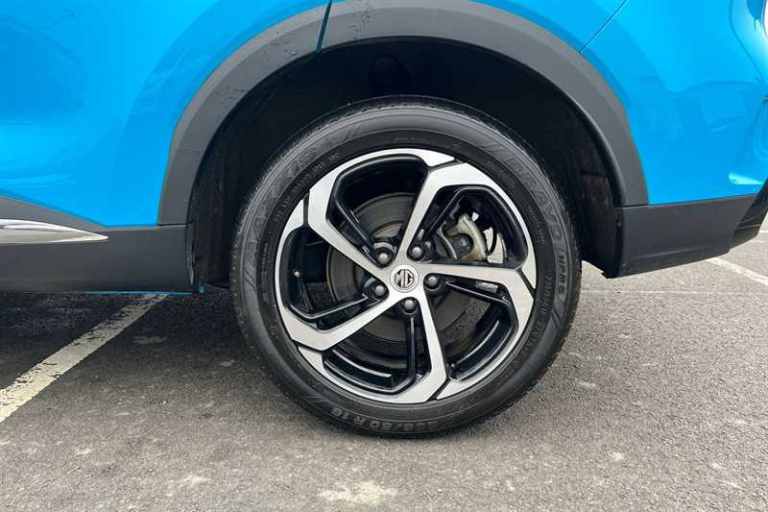 2024 MG MG HS 1.5 T-GDI 16.6kWh Trophy SUV 5dr Petrol Plug-in Hybrid Auto Euro 6 (s/s) (2 SUV Hyb...