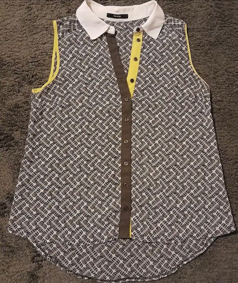 BUNDLE OF 5 LADIES SUMMER TOPS 