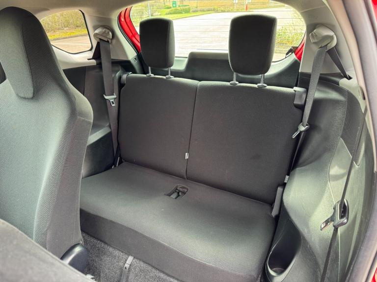 2011 Toyota IQ 1.0 VVT-i 2 3dr HATCHBACK Petrol Manual