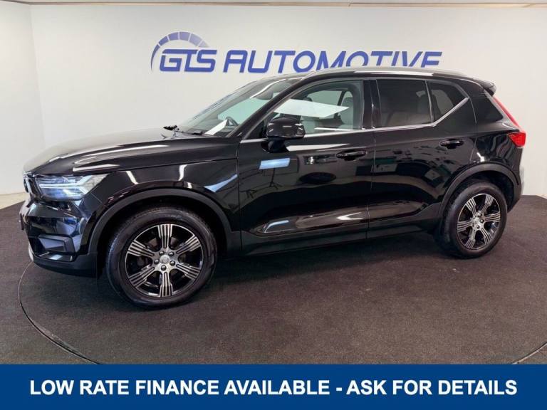 2018 Volvo XC40 2.0 D3 INSCRIPTION 150 BHP + SAT NAV + LEATHER ESTATE Diesel Manual