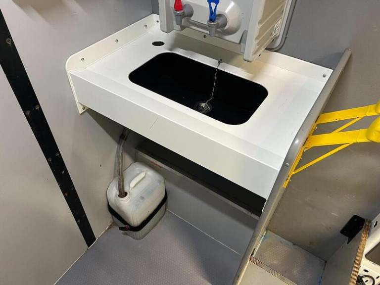 2023 Ford Transit 2.0 EcoBlue 130ps H2 Leader Double Cab Van PANEL VAN DIESEL Manual