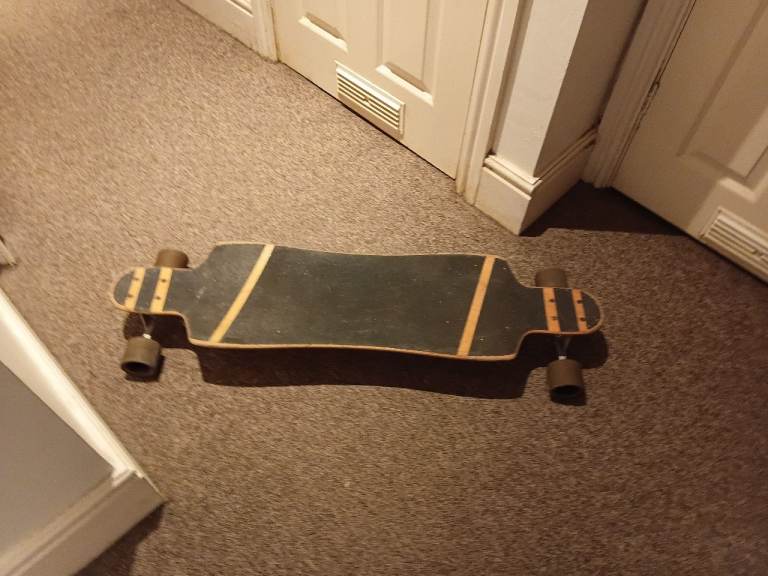 Longboard With Spare wheels 